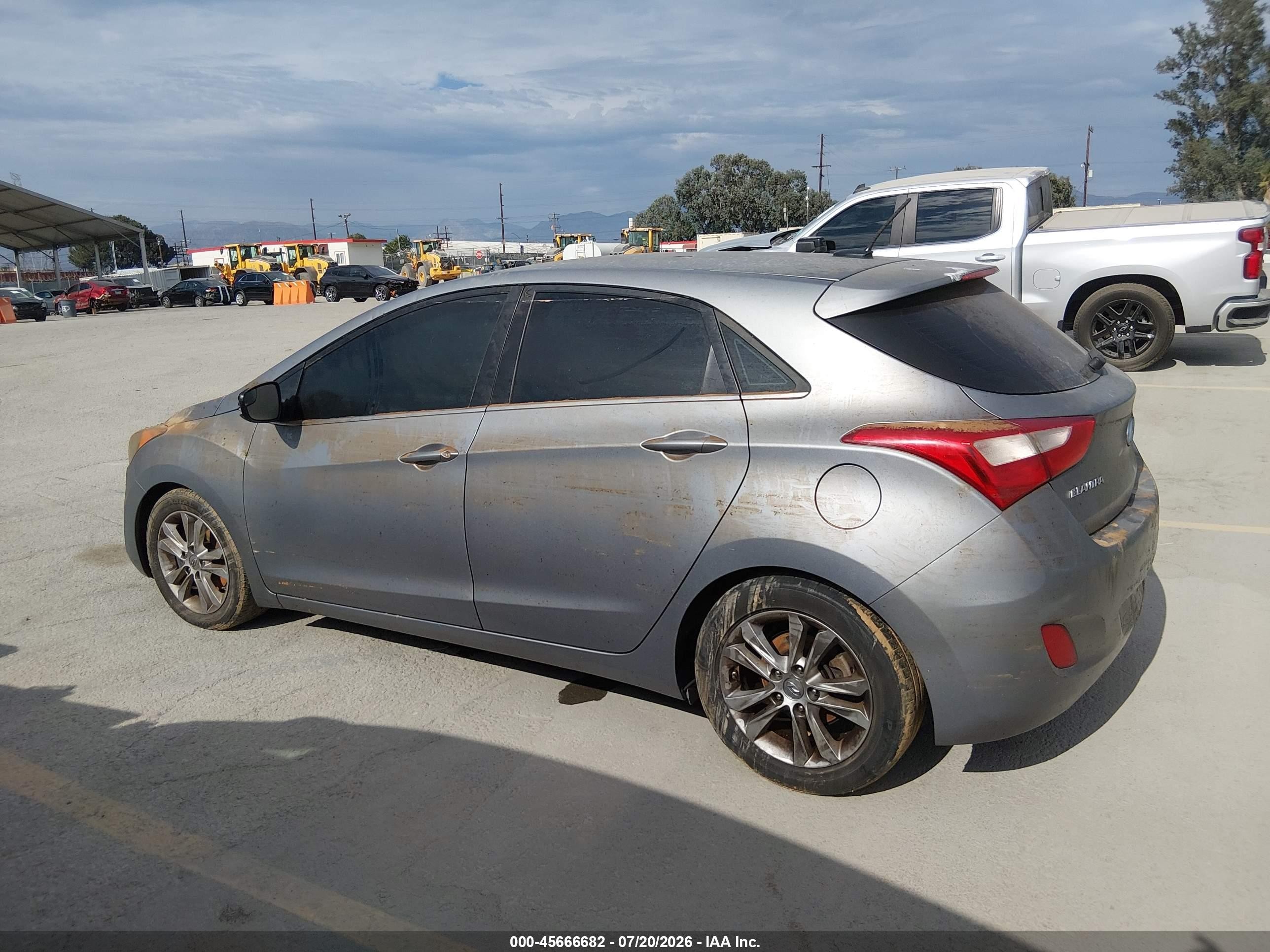 2014 Hyundai Elantra Gt Silver vin: KMHD35LH9EU181991