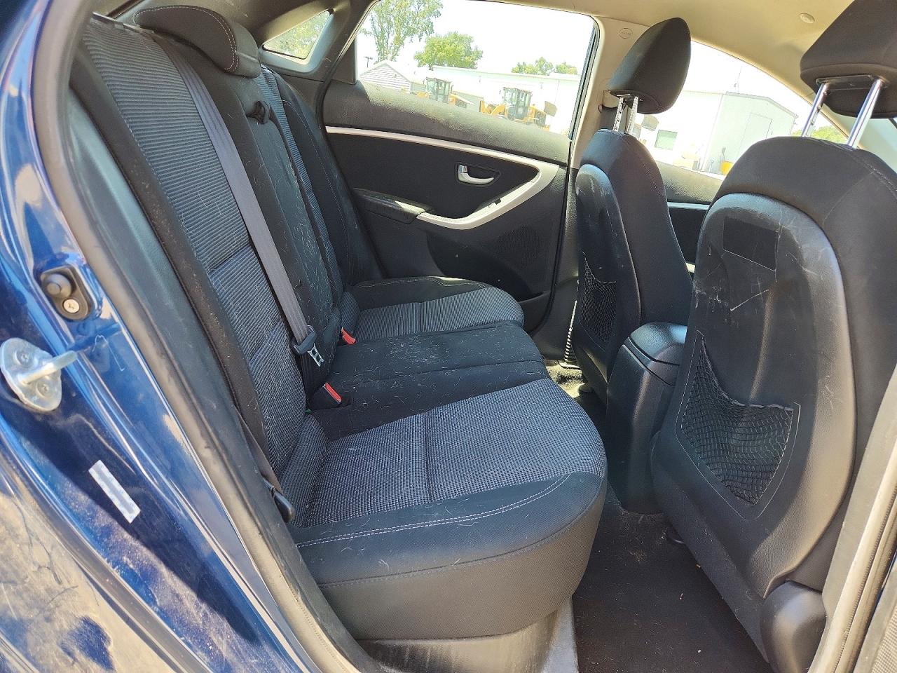 2014 Hyundai Elantra Gt Base Blue vin: KMHD35LH9EU182610