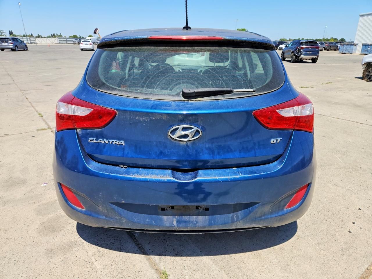 2014 Hyundai Elantra Gt Base Blue vin: KMHD35LH9EU182610