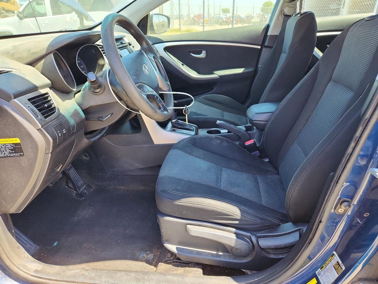 2014 Hyundai Elantra Gt Base Blue vin: KMHD35LH9EU182610