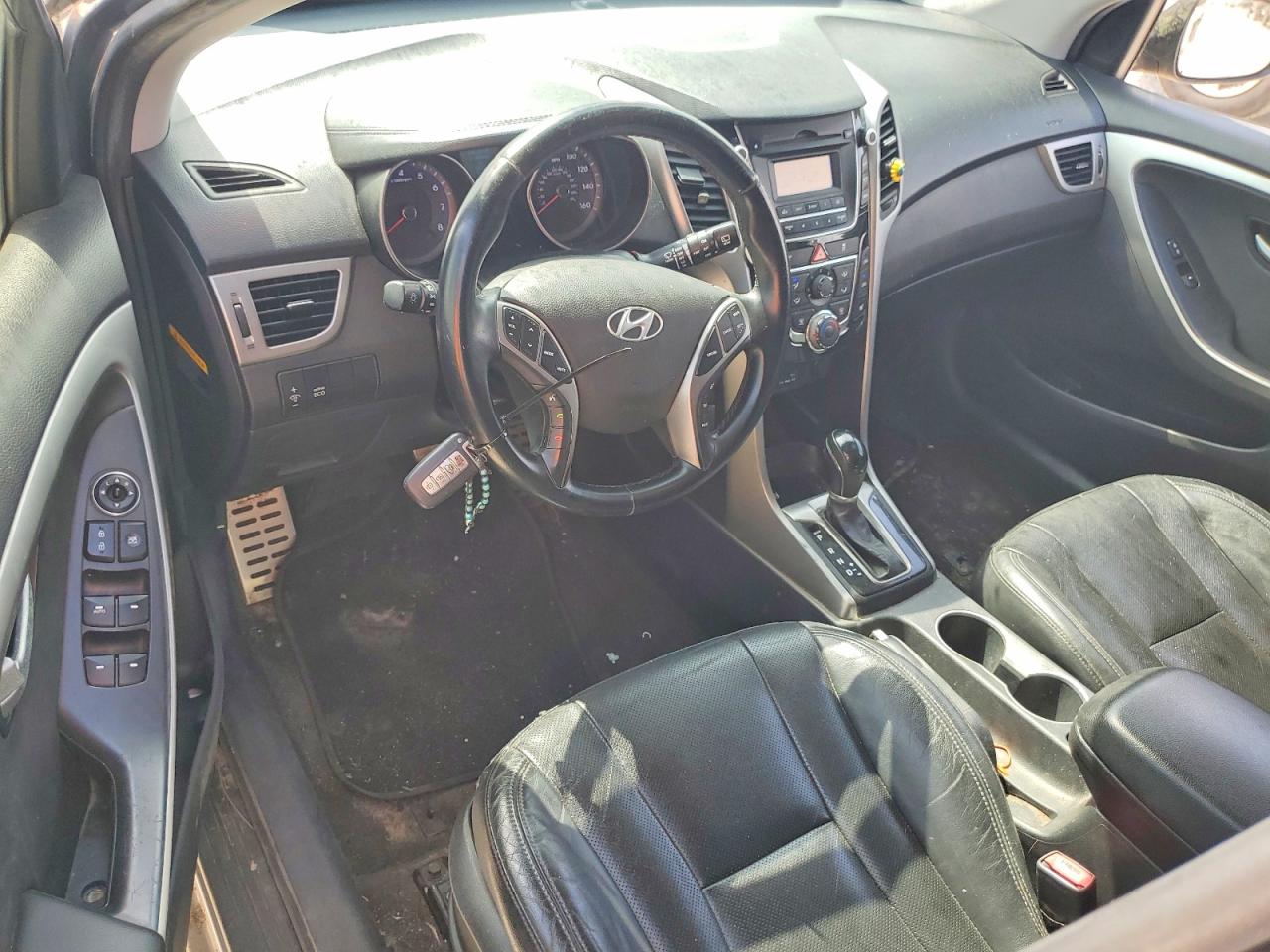 2014 Hyundai Elantra Gt Base Silver vin: KMHD35LH9EU188939