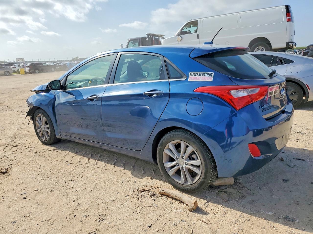 2014 Hyundai Elantra Gt Base Blue vin: KMHD35LH9EU195017