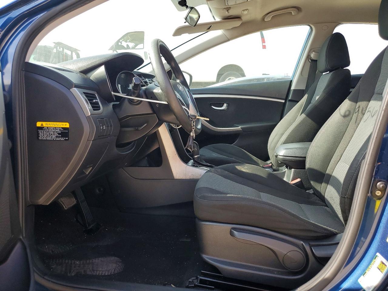 2014 Hyundai Elantra Gt Base Blue vin: KMHD35LH9EU195017