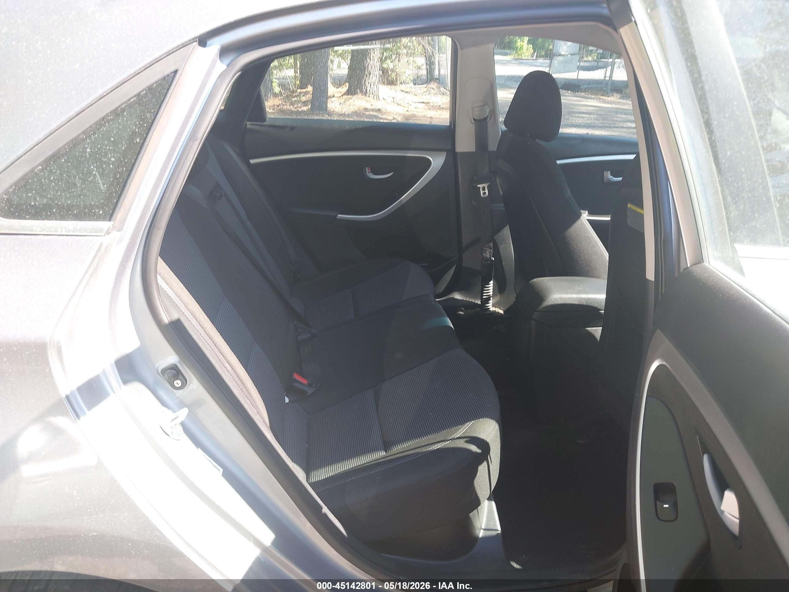 2014 Hyundai Elantra Gt   Gray vin: KMHD35LH9EU214679