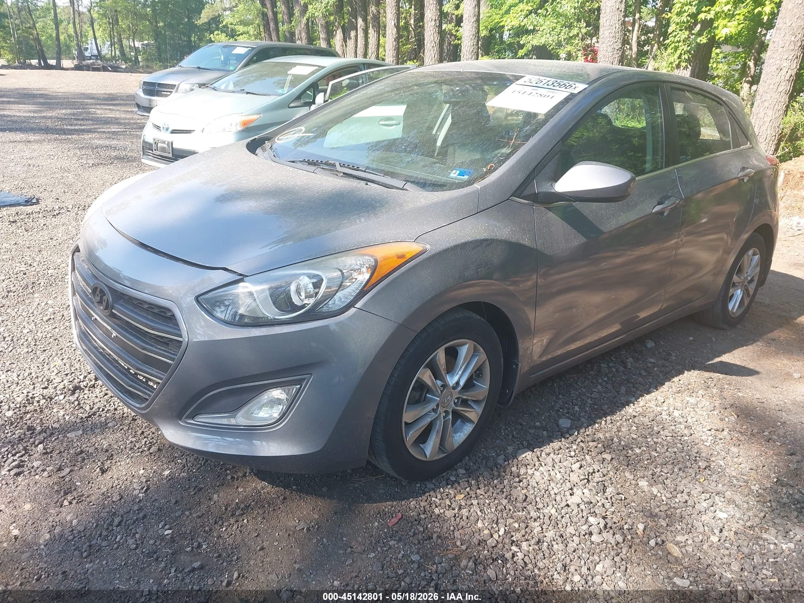 2014 Hyundai Elantra Gt   Gray vin: KMHD35LH9EU214679