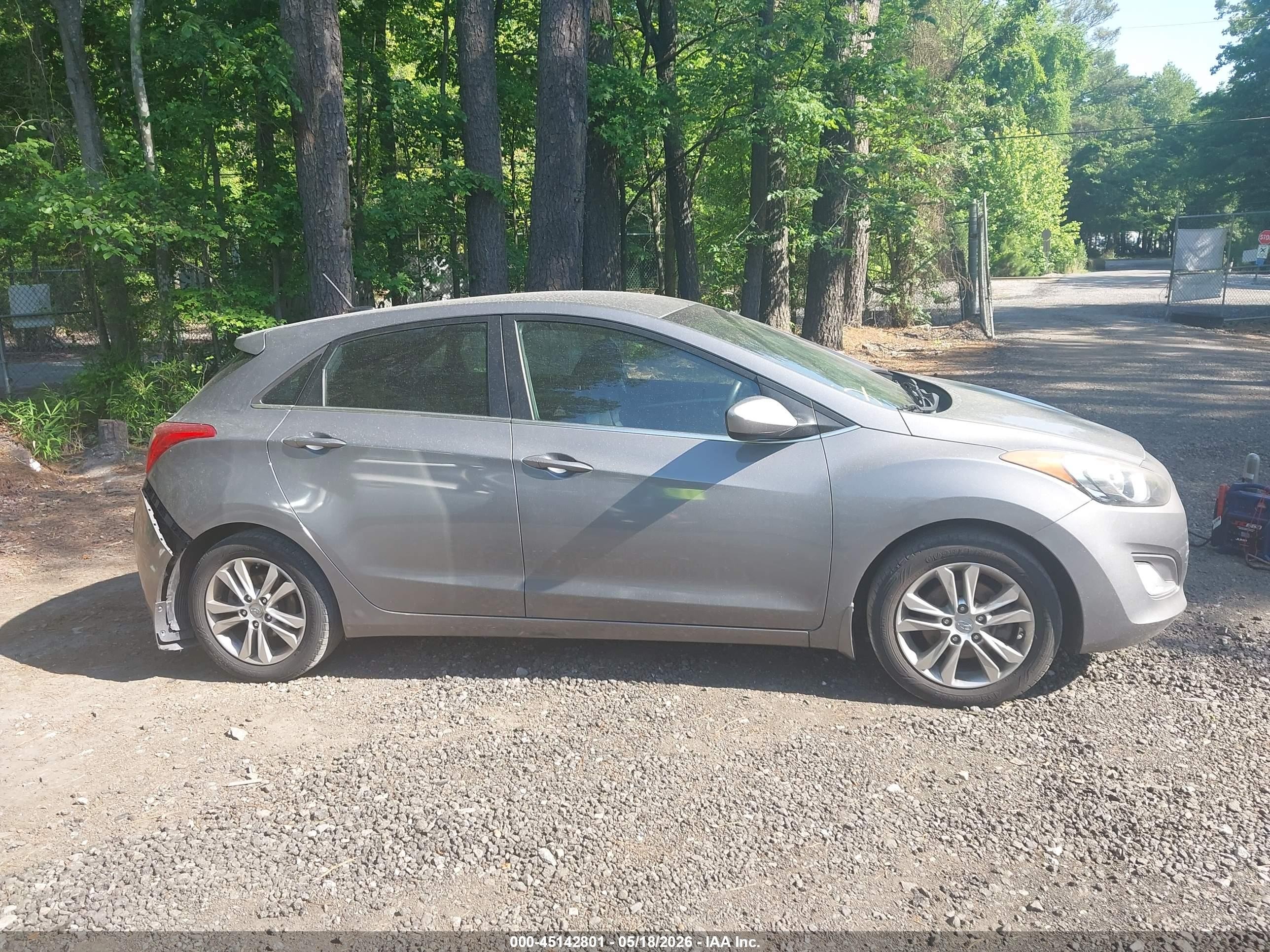 2014 Hyundai Elantra Gt   Gray vin: KMHD35LH9EU214679