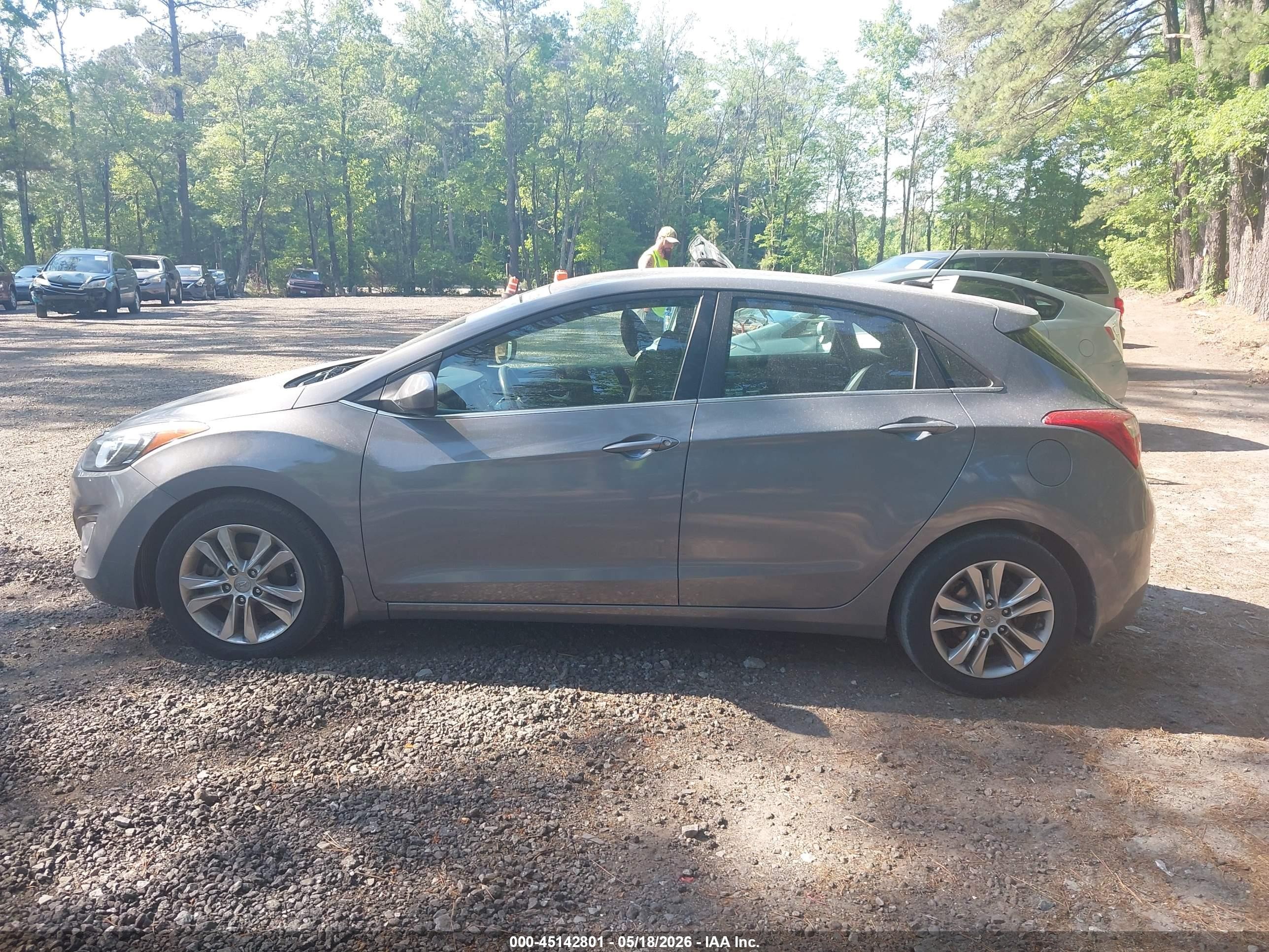 2014 Hyundai Elantra Gt   Gray vin: KMHD35LH9EU214679