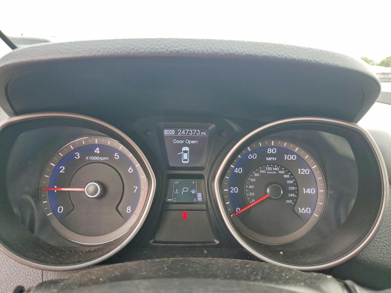 2014 Hyundai Elantra Gt Base Silver vin: KMHD35LH9EU230638