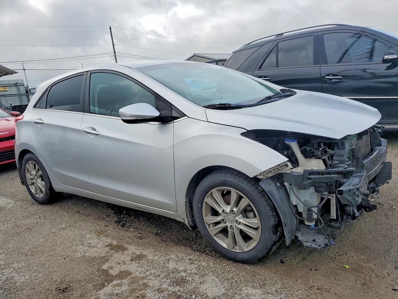 2014 Hyundai Elantra Gt Base Silver vin: KMHD35LH9EU230638