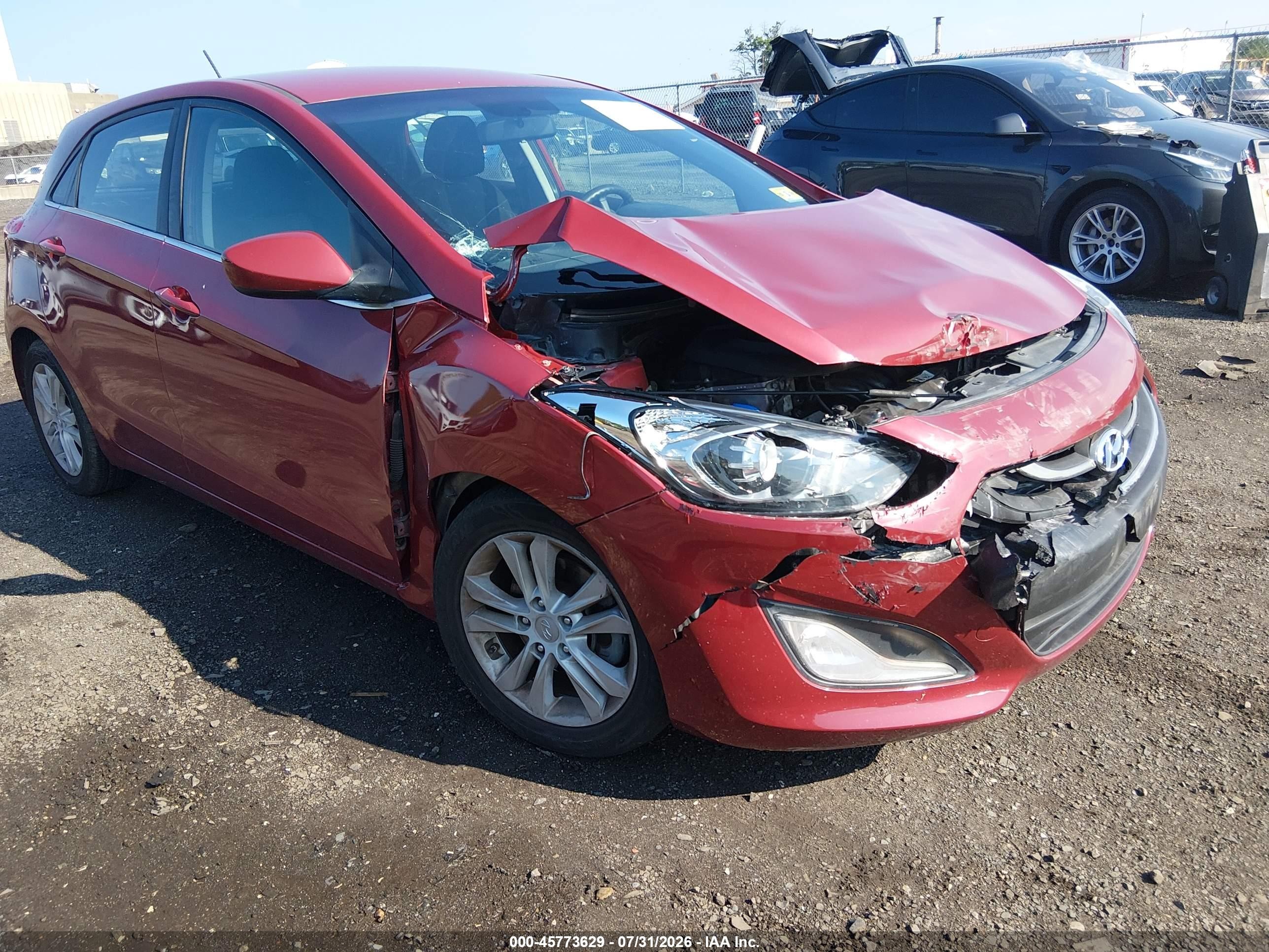2015 Hyundai Elantra Gt   Красный vin: KMHD35LH9FU235288