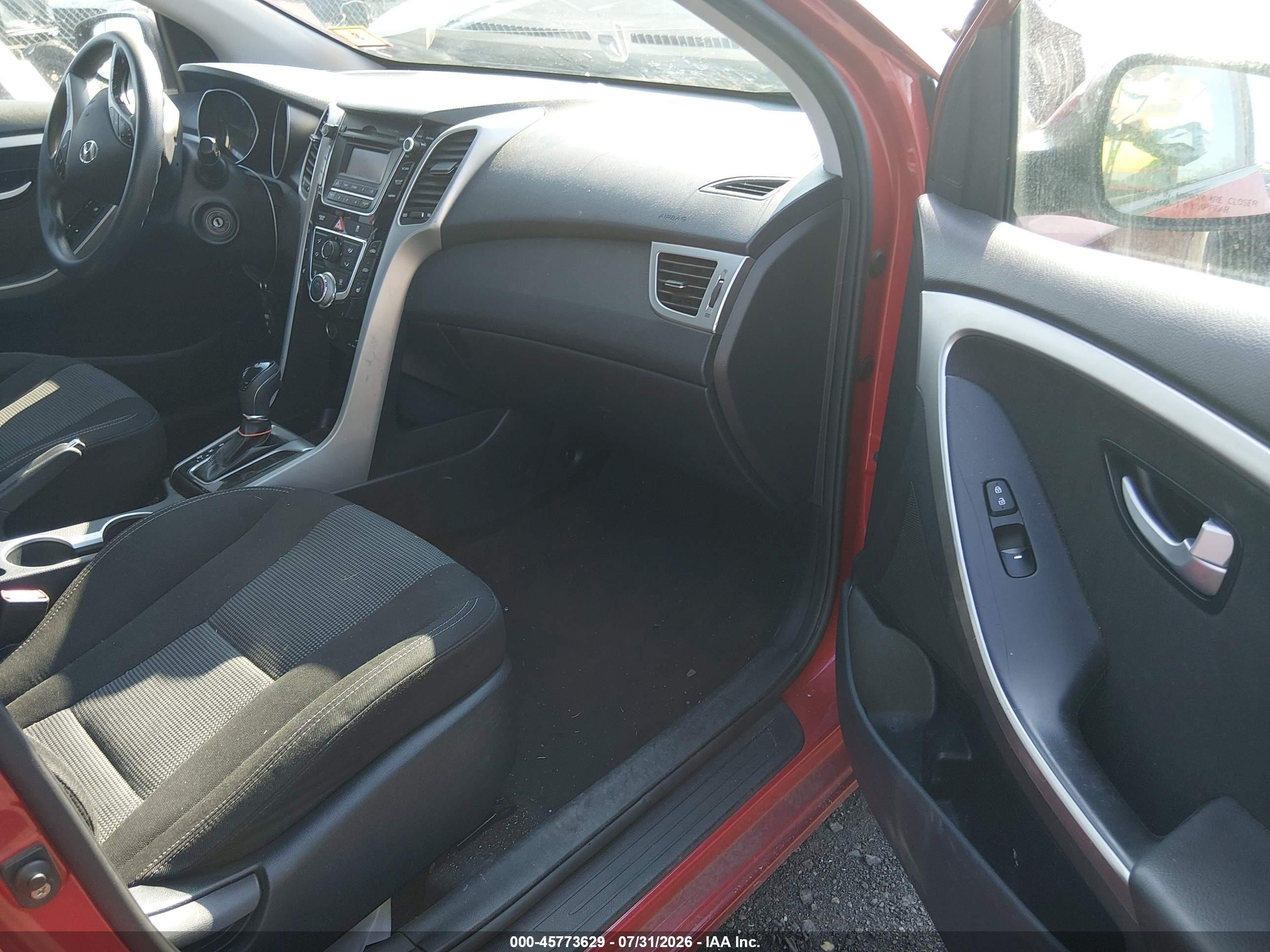 2015 Hyundai Elantra Gt   Красный vin: KMHD35LH9FU235288