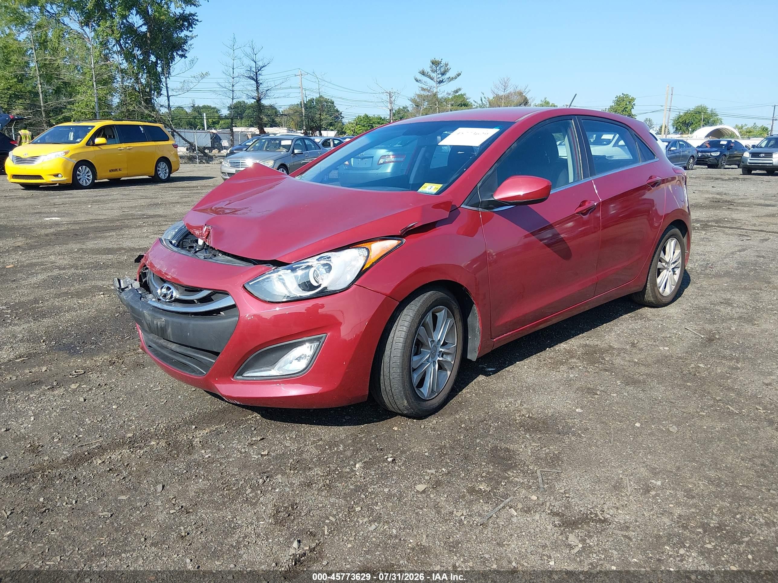 2015 Hyundai Elantra Gt   Красный vin: KMHD35LH9FU235288