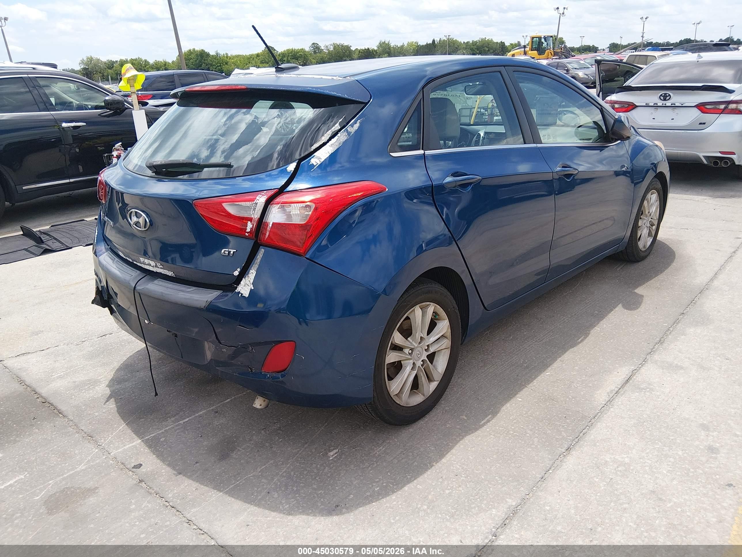 2015 Hyundai Elantra Gt   Blue vin: KMHD35LH9FU248235