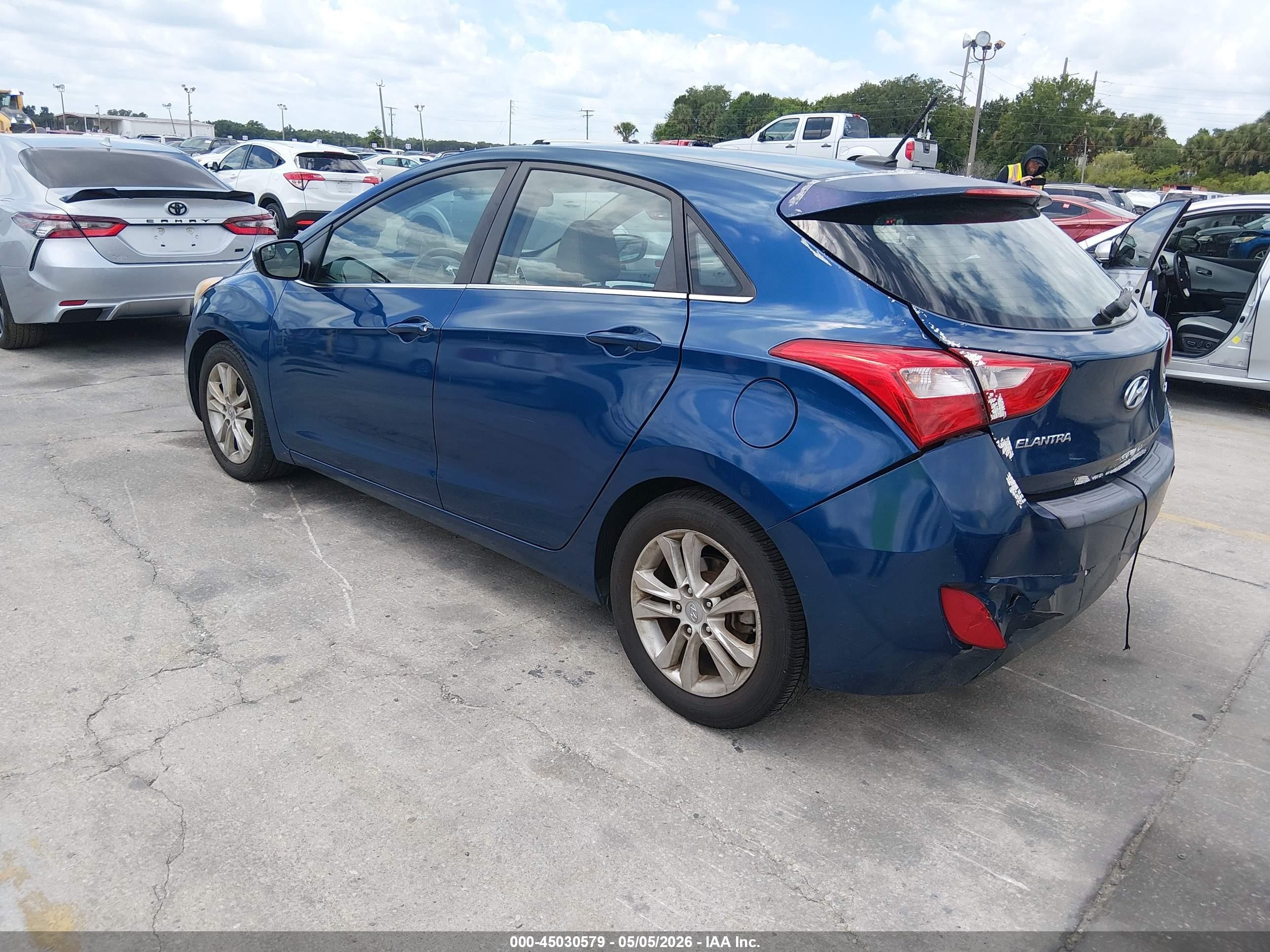 2015 Hyundai Elantra Gt   Blue vin: KMHD35LH9FU248235
