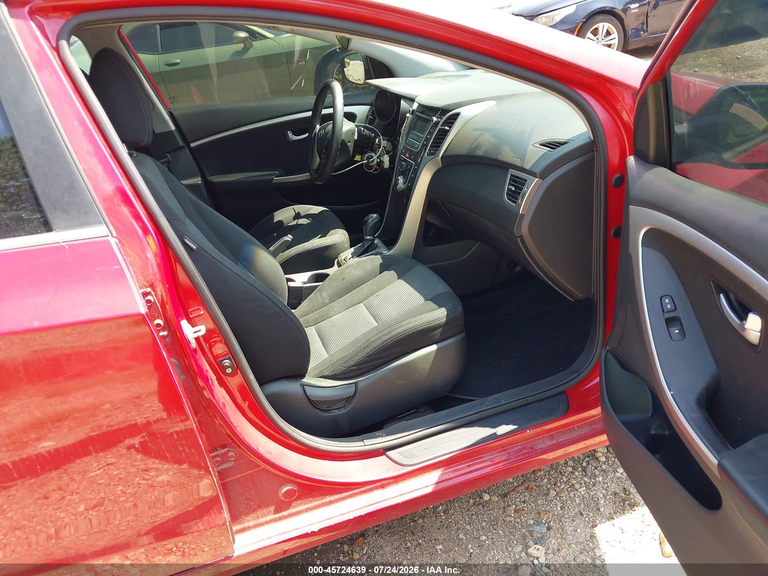 2015 Hyundai Elantra Gt   Red vin: KMHD35LH9FU249790