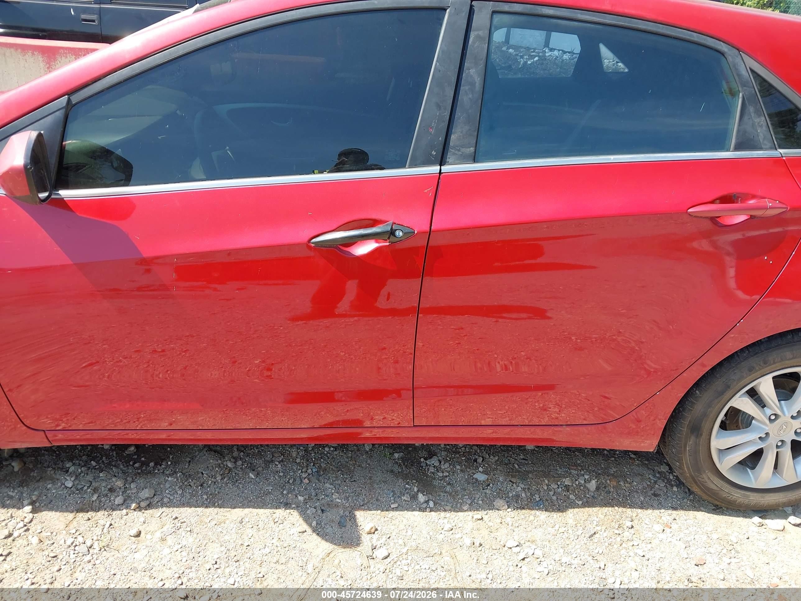 2015 Hyundai Elantra Gt   Red vin: KMHD35LH9FU249790
