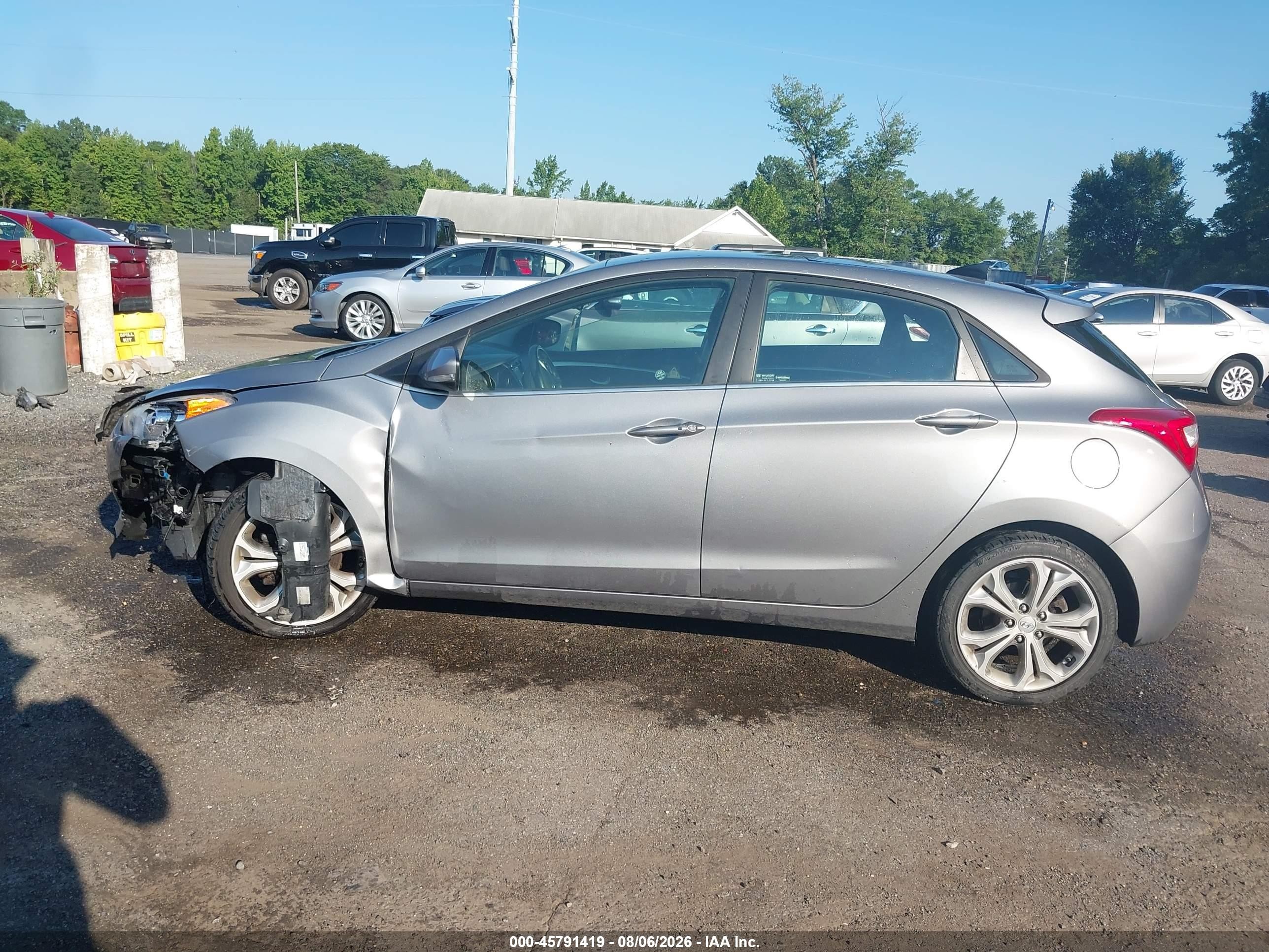 2014 Hyundai Elantra Gt   Gray vin: KMHD35LHXEU164441
