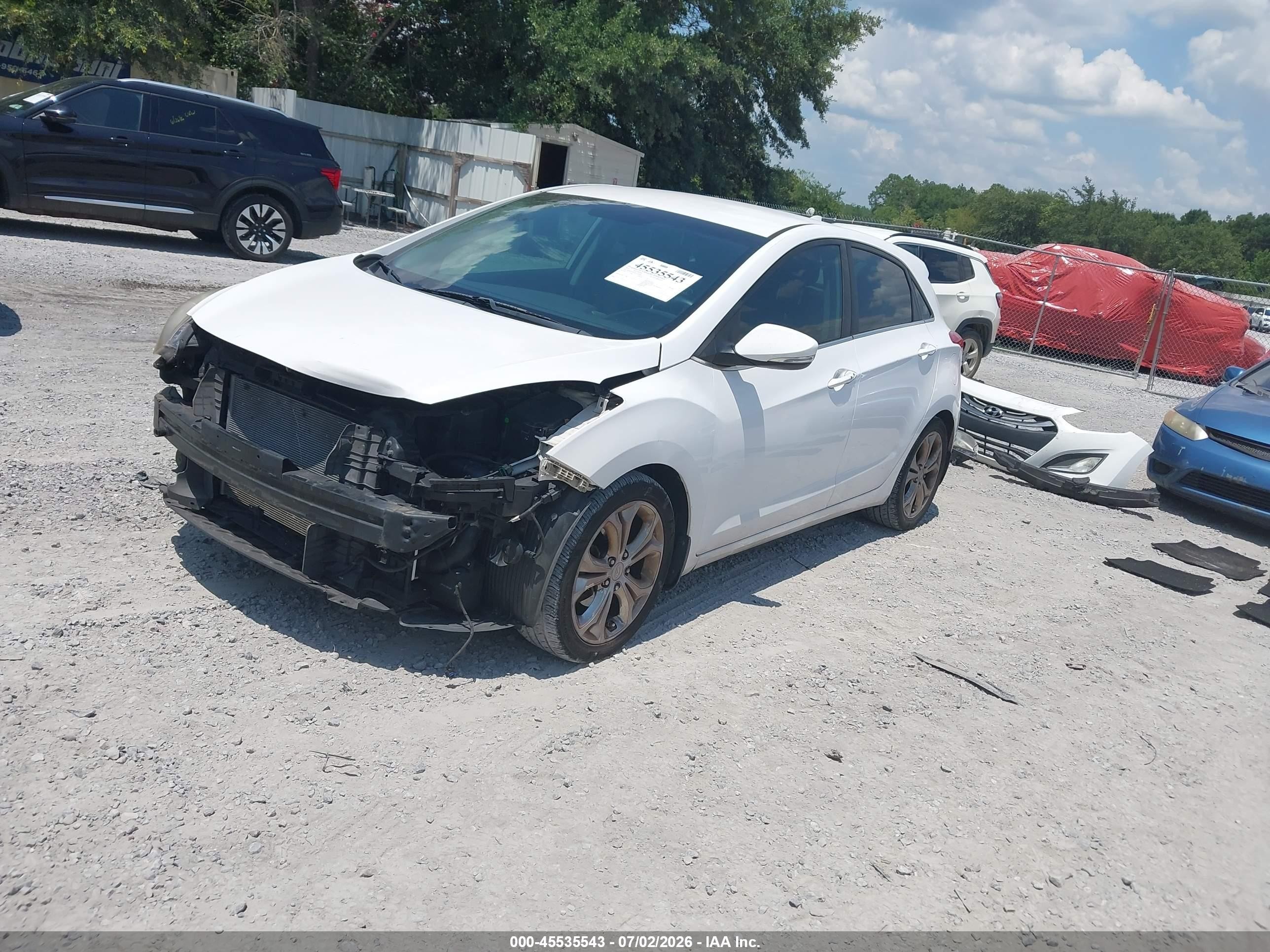 2014 Hyundai Elantra Gt White vin: KMHD35LHXEU164858