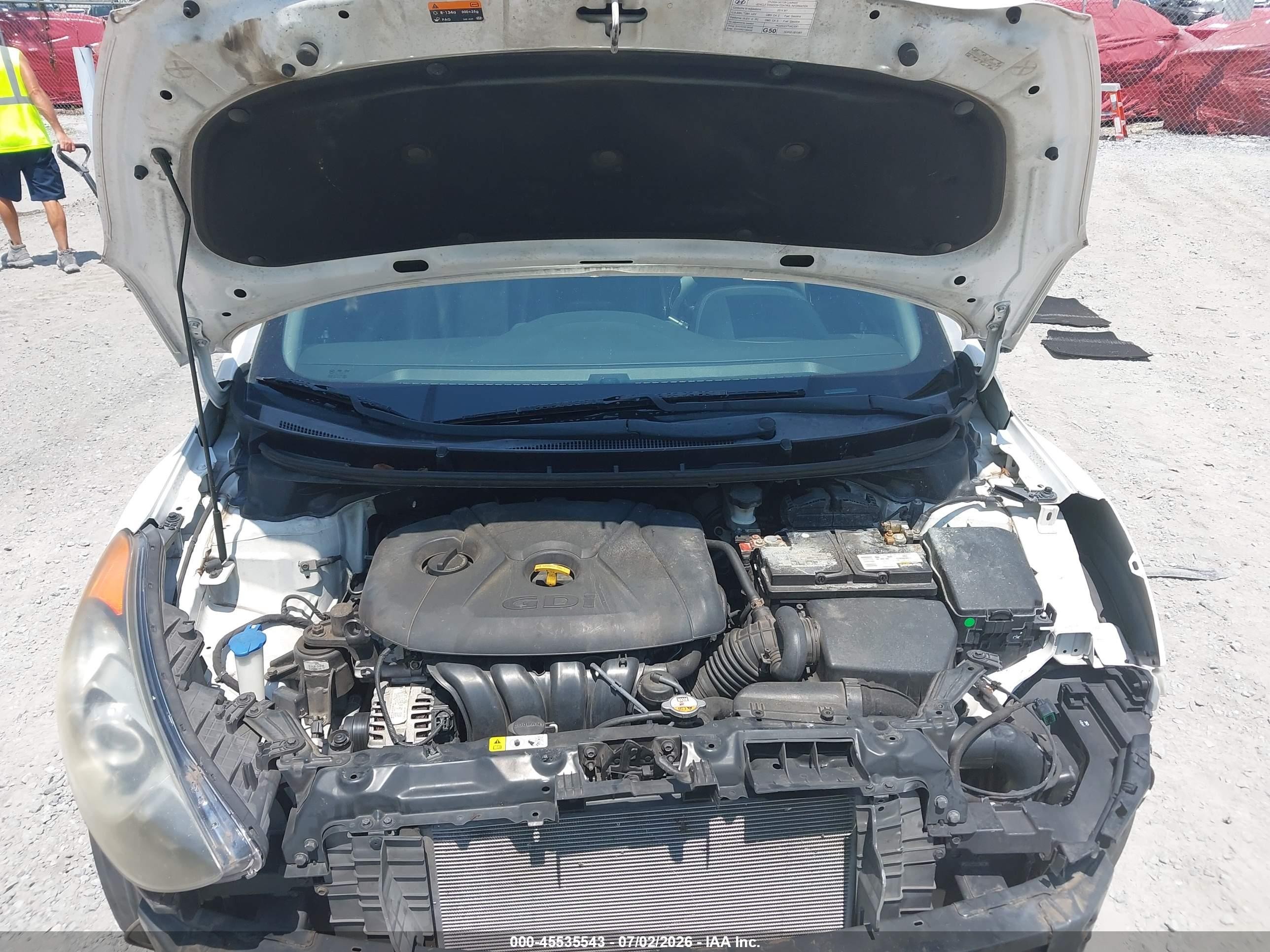 2014 Hyundai Elantra Gt White vin: KMHD35LHXEU164858