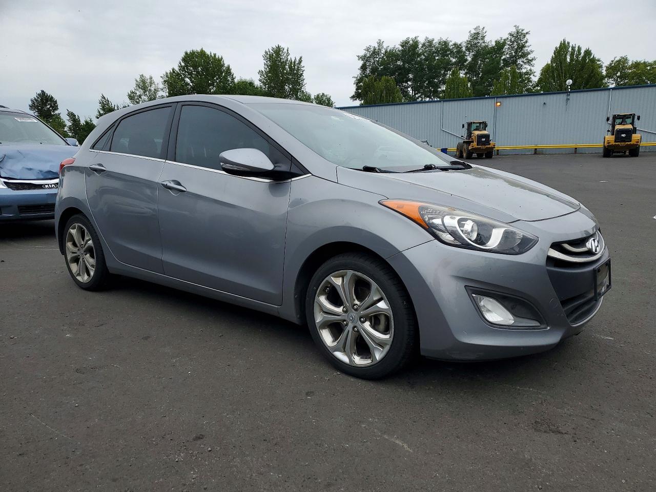 2014 Hyundai Elantra Gt Base Gray vin: KMHD35LHXEU165542
