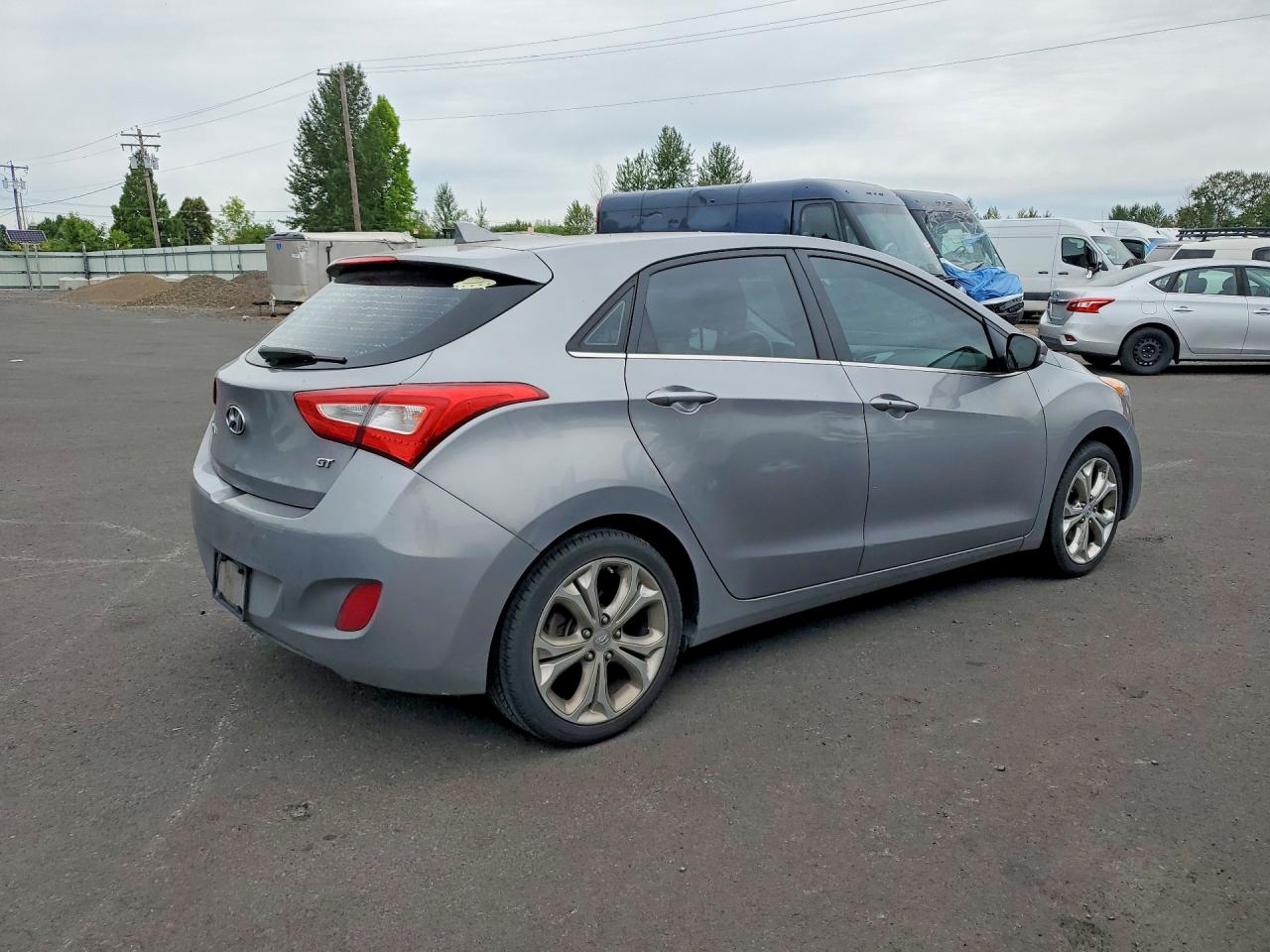 2014 Hyundai Elantra Gt Base Gray vin: KMHD35LHXEU165542