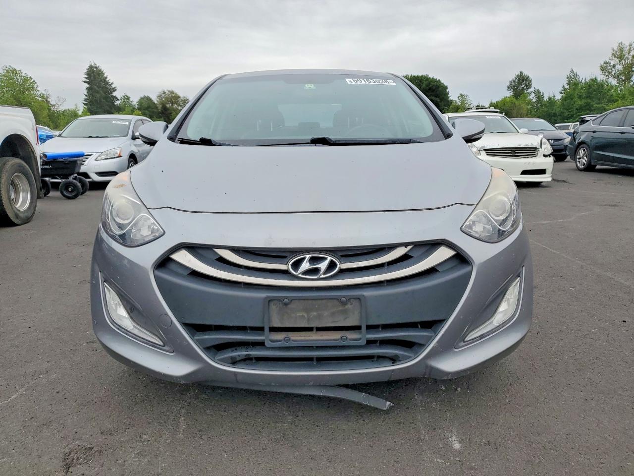 2014 Hyundai Elantra Gt Base Gray vin: KMHD35LHXEU165542