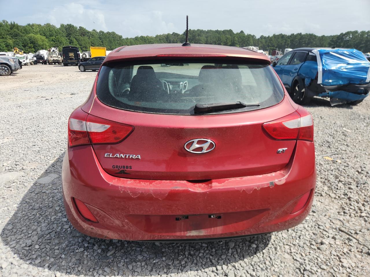 2014 Hyundai Elantra Gt Base Red vin: KMHD35LHXEU177772