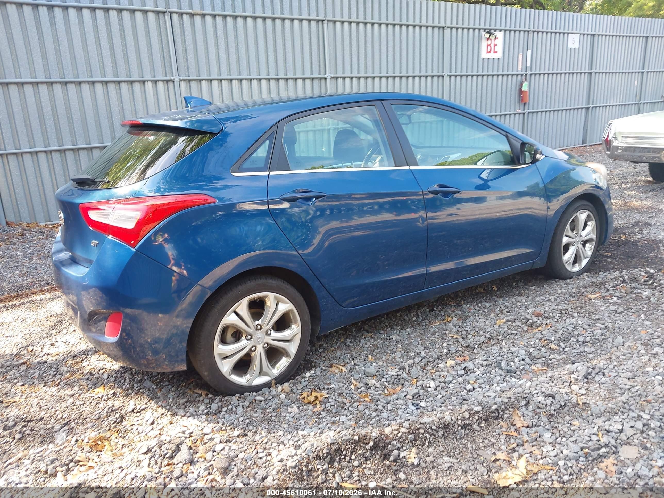 2014 Hyundai Elantra Gt   Синий vin: KMHD35LHXEU195060