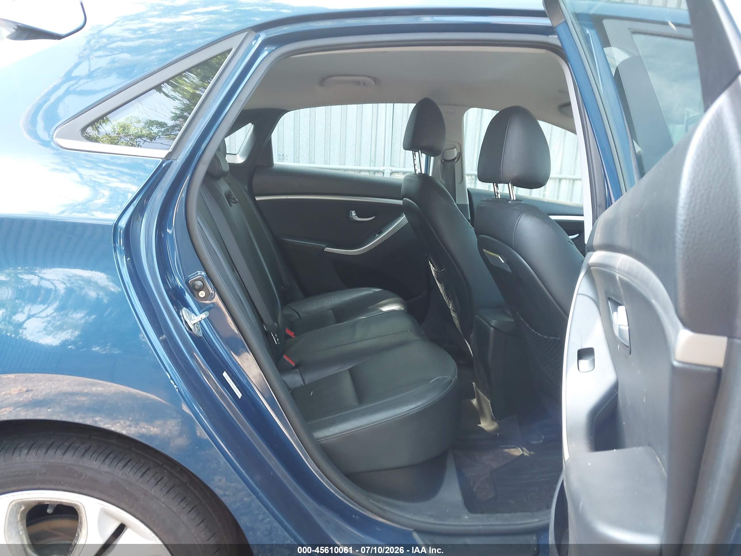2014 Hyundai Elantra Gt   Синий vin: KMHD35LHXEU195060
