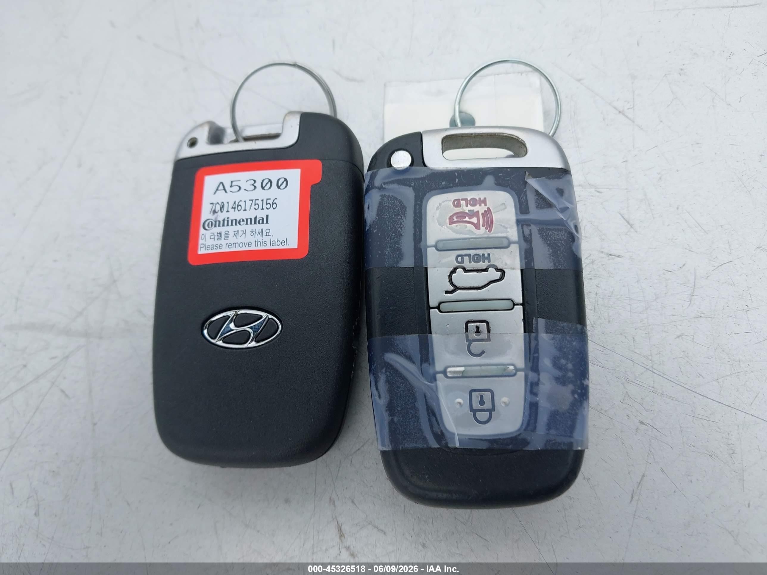 2014 Hyundai Elantra Gt   Black vin: KMHD35LHXEU217137