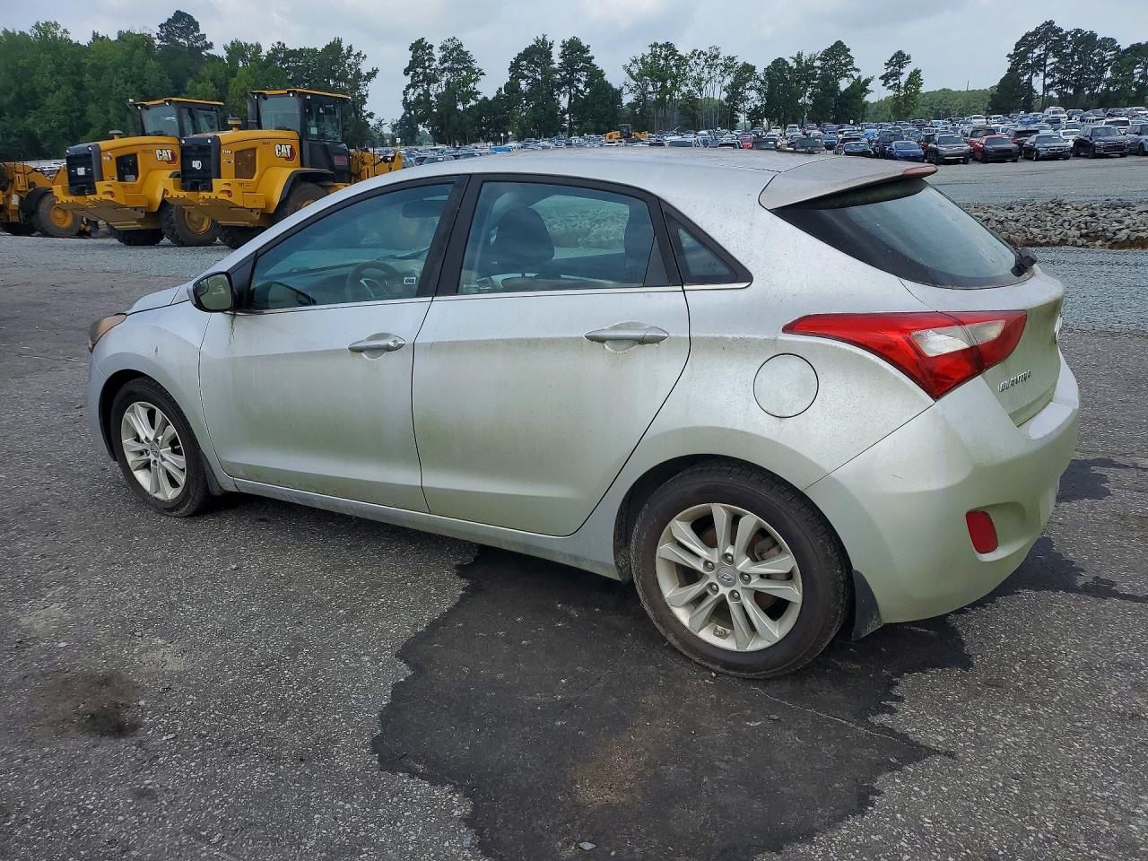 2015 Hyundai Elantra Gt Base Silver vin: KMHD35LHXFU236434