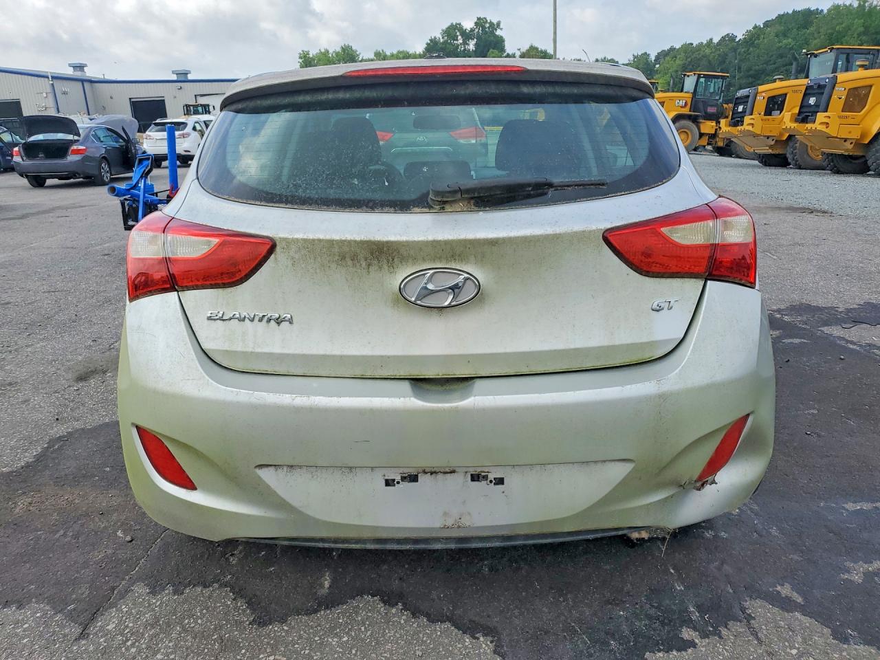 2015 Hyundai Elantra Gt Base Silver vin: KMHD35LHXFU236434