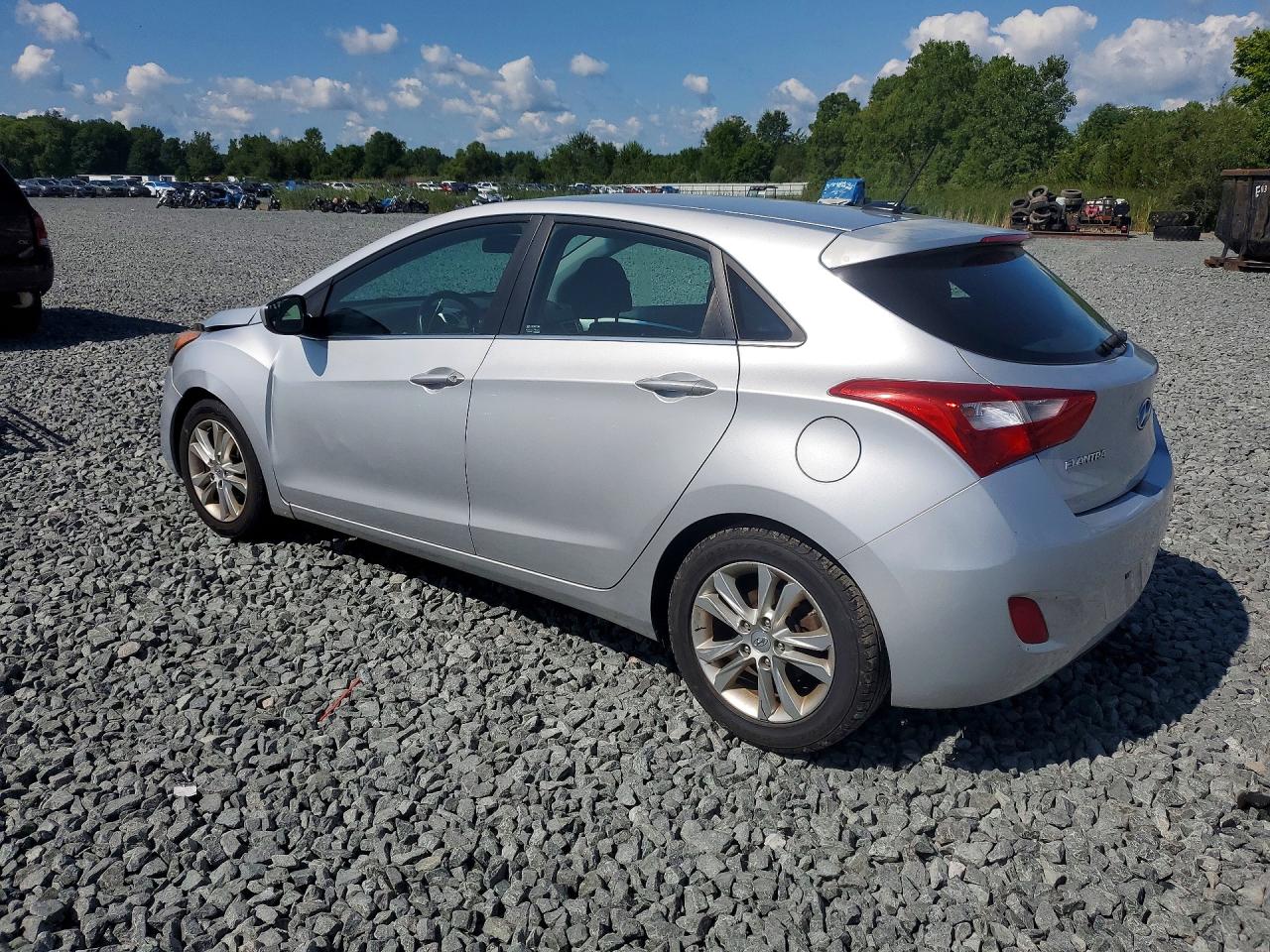 2015 Hyundai Elantra Gt Base Silver vin: KMHD35LHXFU237387
