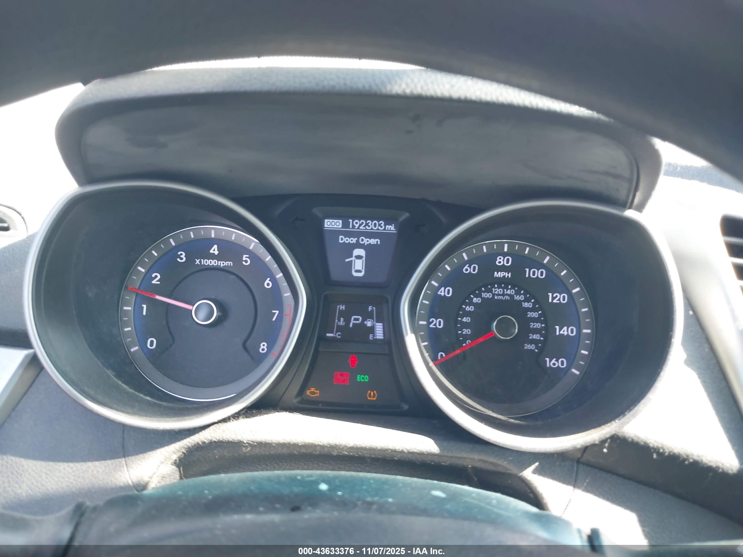 2015 Hyundai Elantra Gt   Красный vin: KMHD35LHXFU249085