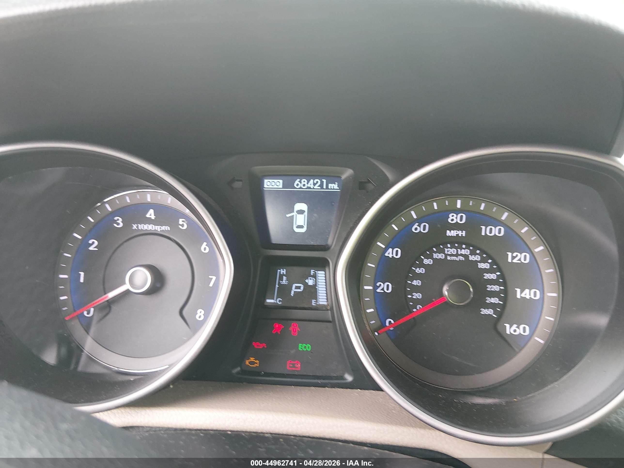 2016 Hyundai Elantra Gt   White vin: KMHD35LHXGU269600