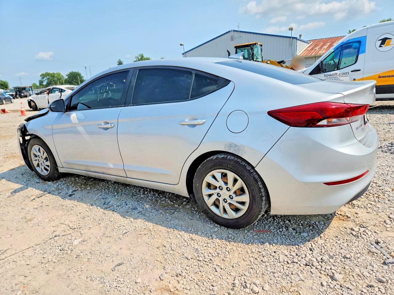 2017 Hyundai Elantra Se Silver vin: KMHD74LF4HU423605