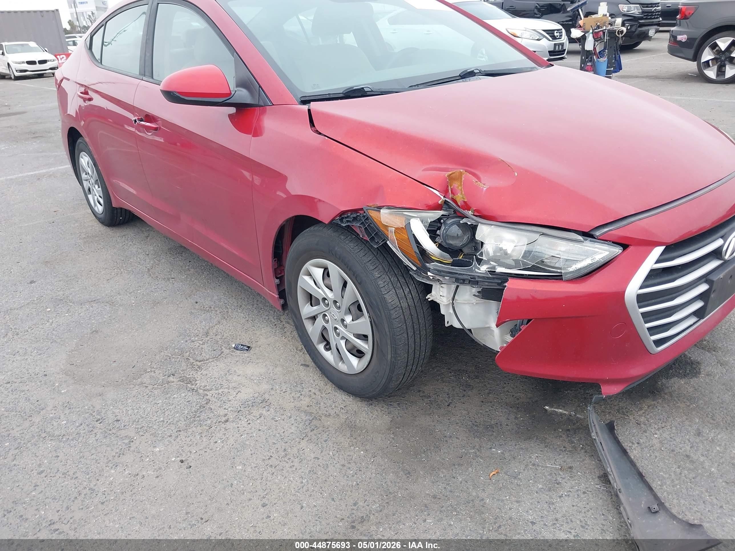 2018 Hyundai Elantra Se Red vin: KMHD74LF4JU607416