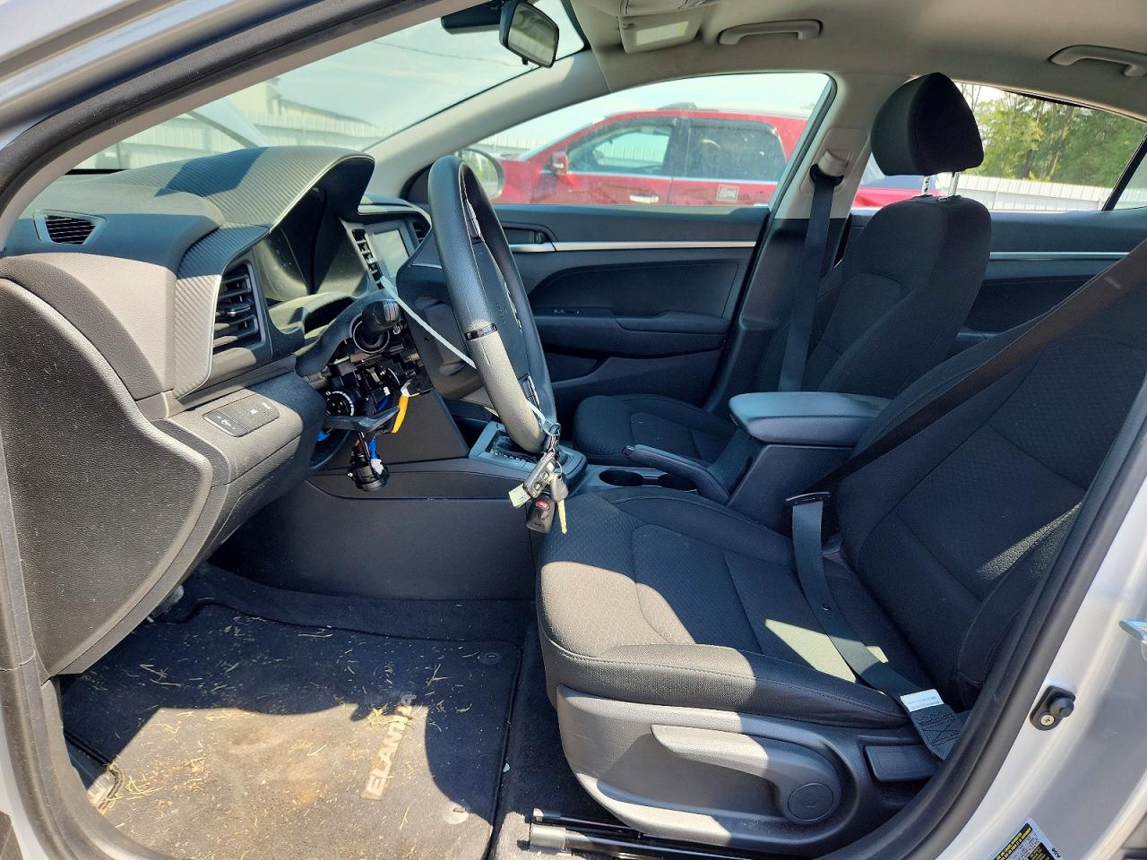 2020 Hyundai Elantra Se Silver vin: KMHD74LF4LU927578