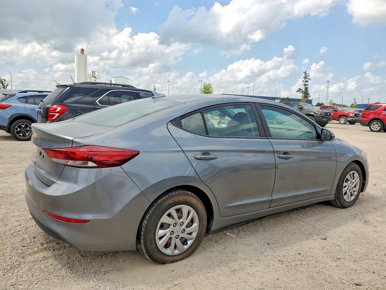 2017 Hyundai Elantra Se Серый vin: KMHD74LF5HU119988