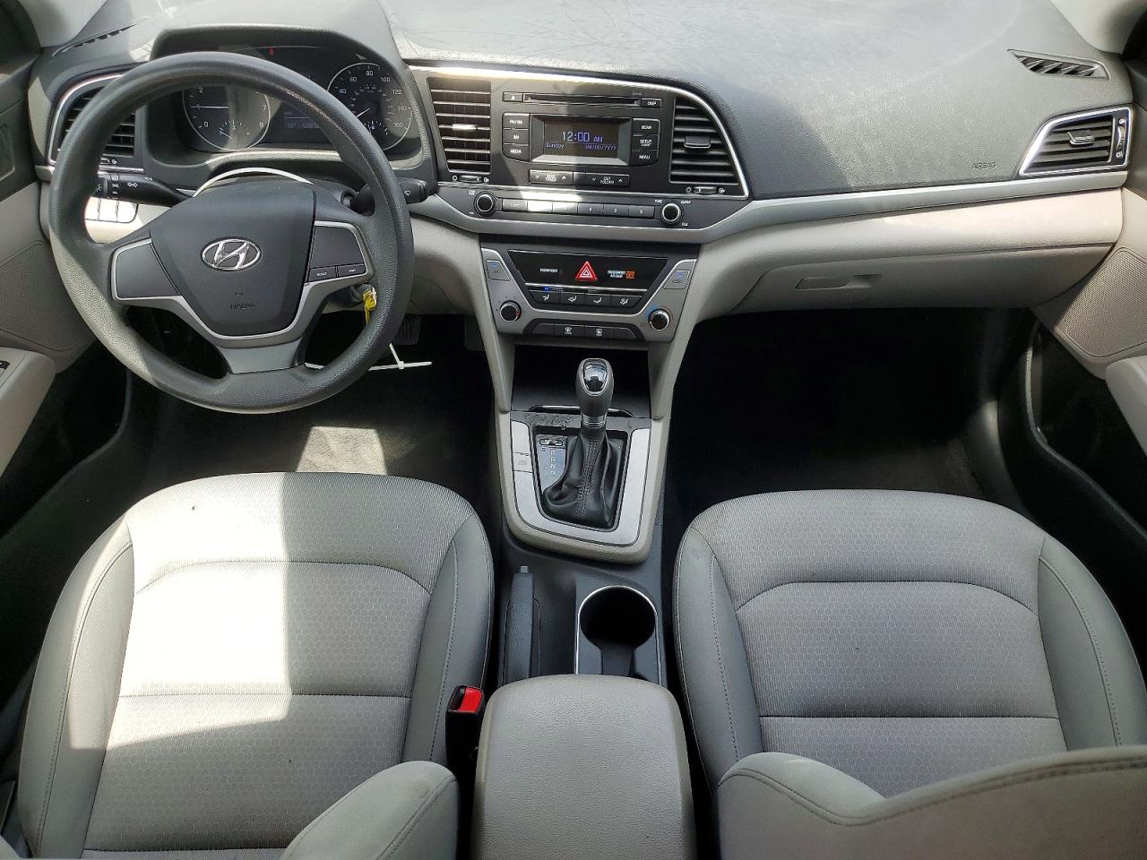 2017 Hyundai Elantra Se Серый vin: KMHD74LF5HU119988