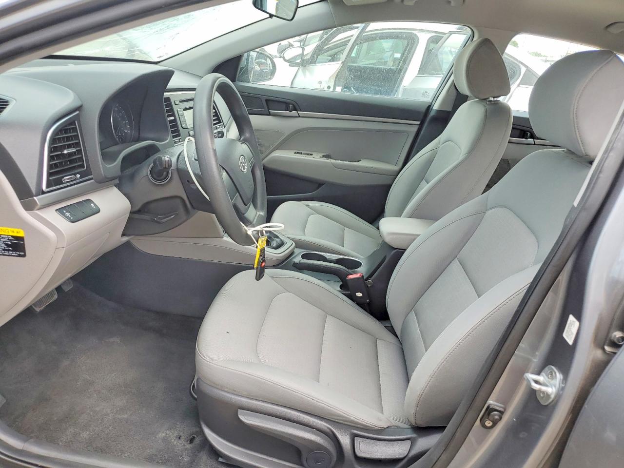 2017 Hyundai Elantra Se Серый vin: KMHD74LF5HU119988