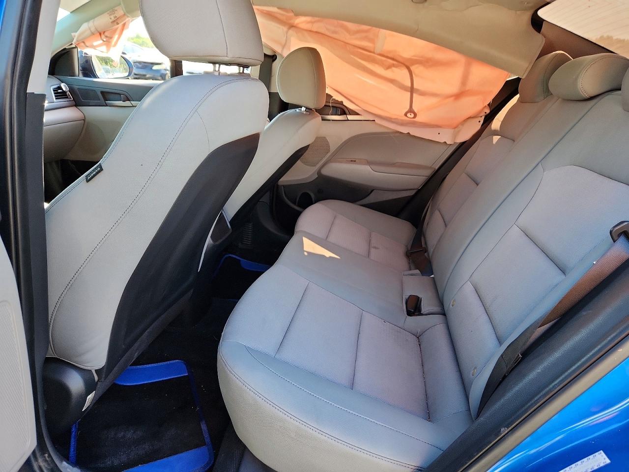 2017 Hyundai Elantra Blue vin: KMHD74LF5HU141697