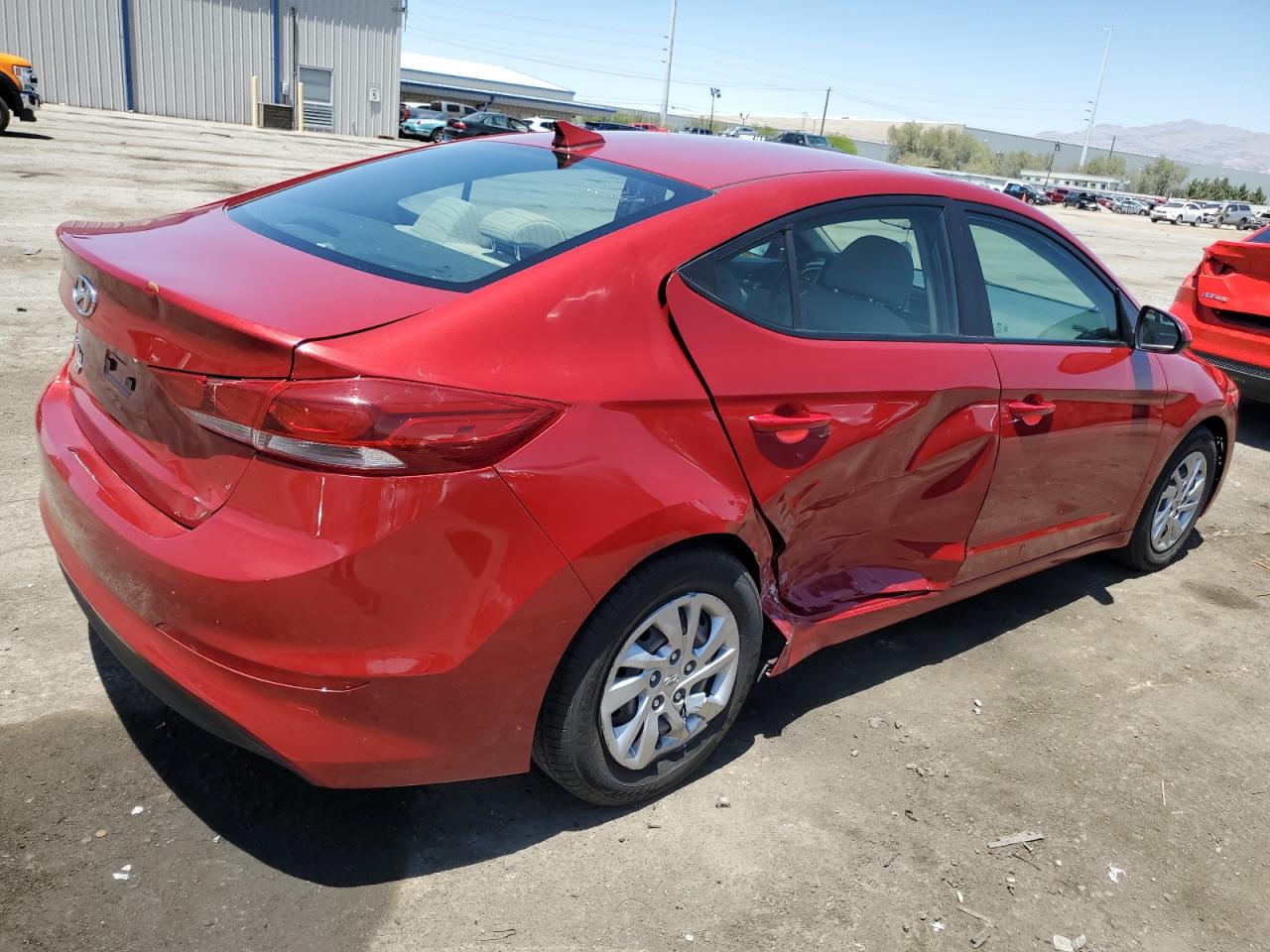2017 Hyundai Elantra Se Burgundy vin: KMHD74LF5HU409177