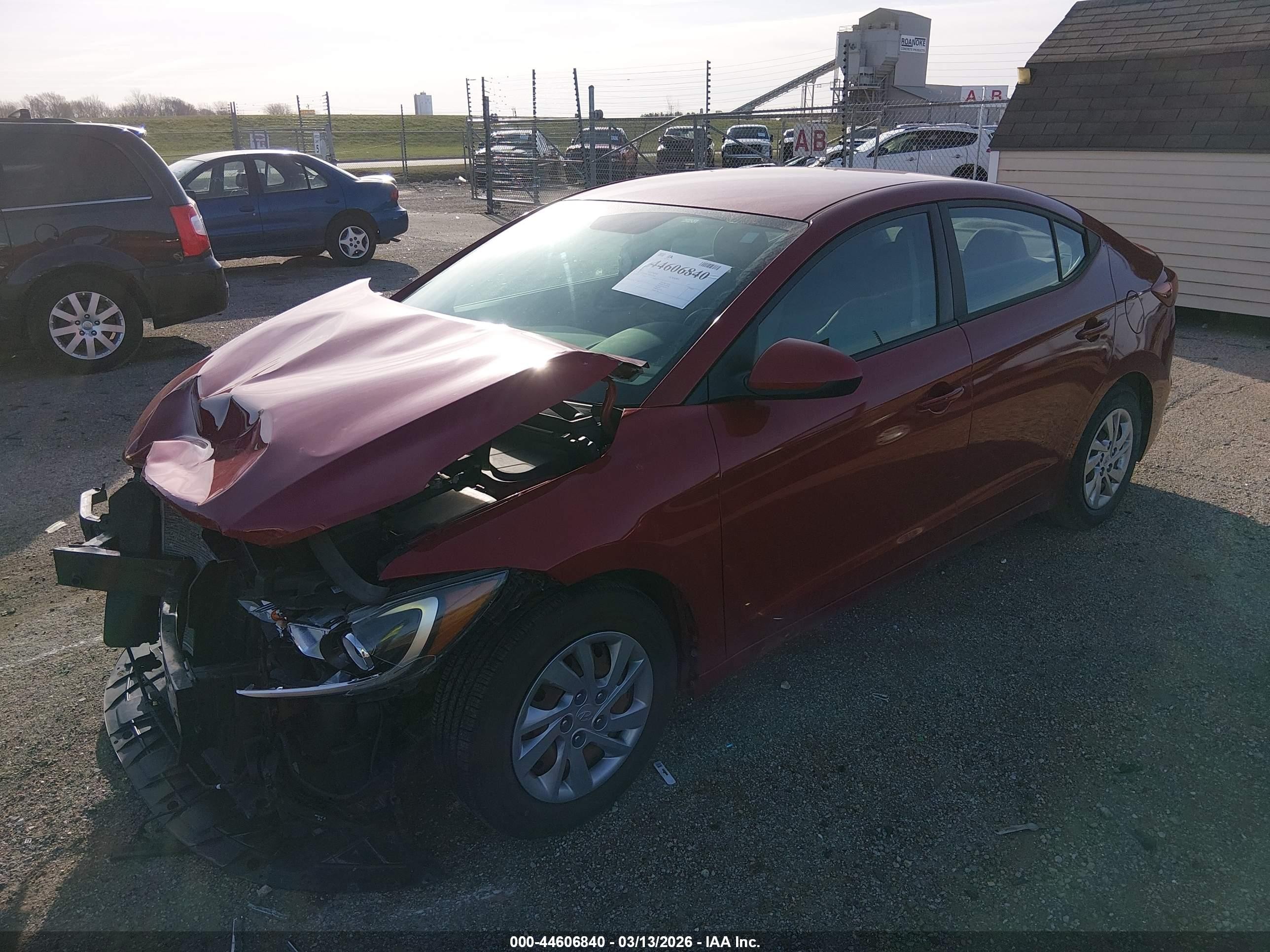 2018 Hyundai Elantra Se Красный vin: KMHD74LF5JU449569