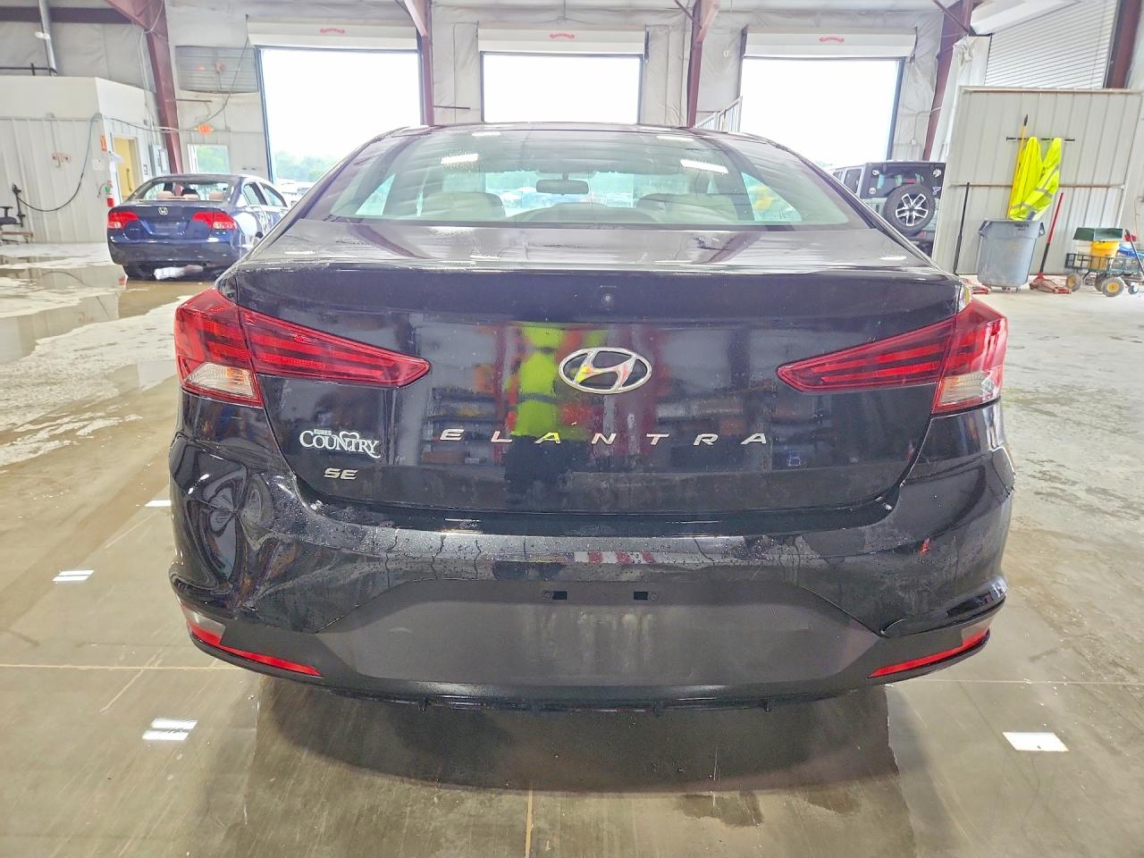2019 Hyundai Elantra Se Black vin: KMHD74LF5KU757777