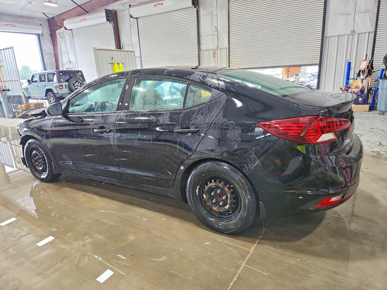 2019 Hyundai Elantra Se Black vin: KMHD74LF5KU757777