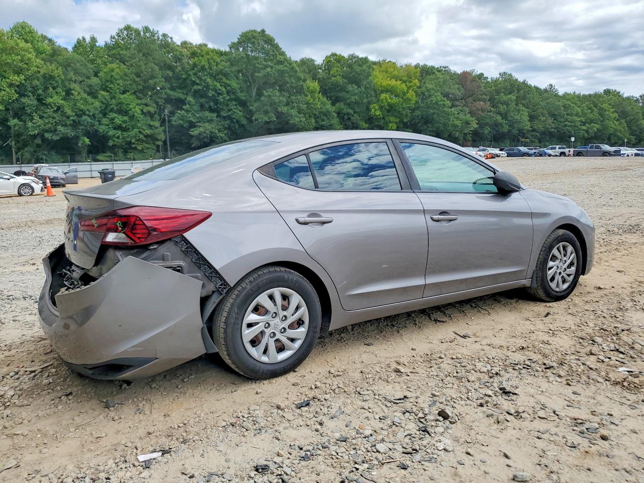 2020 Hyundai Elantra Se Gray vin: KMHD74LF6LU915366
