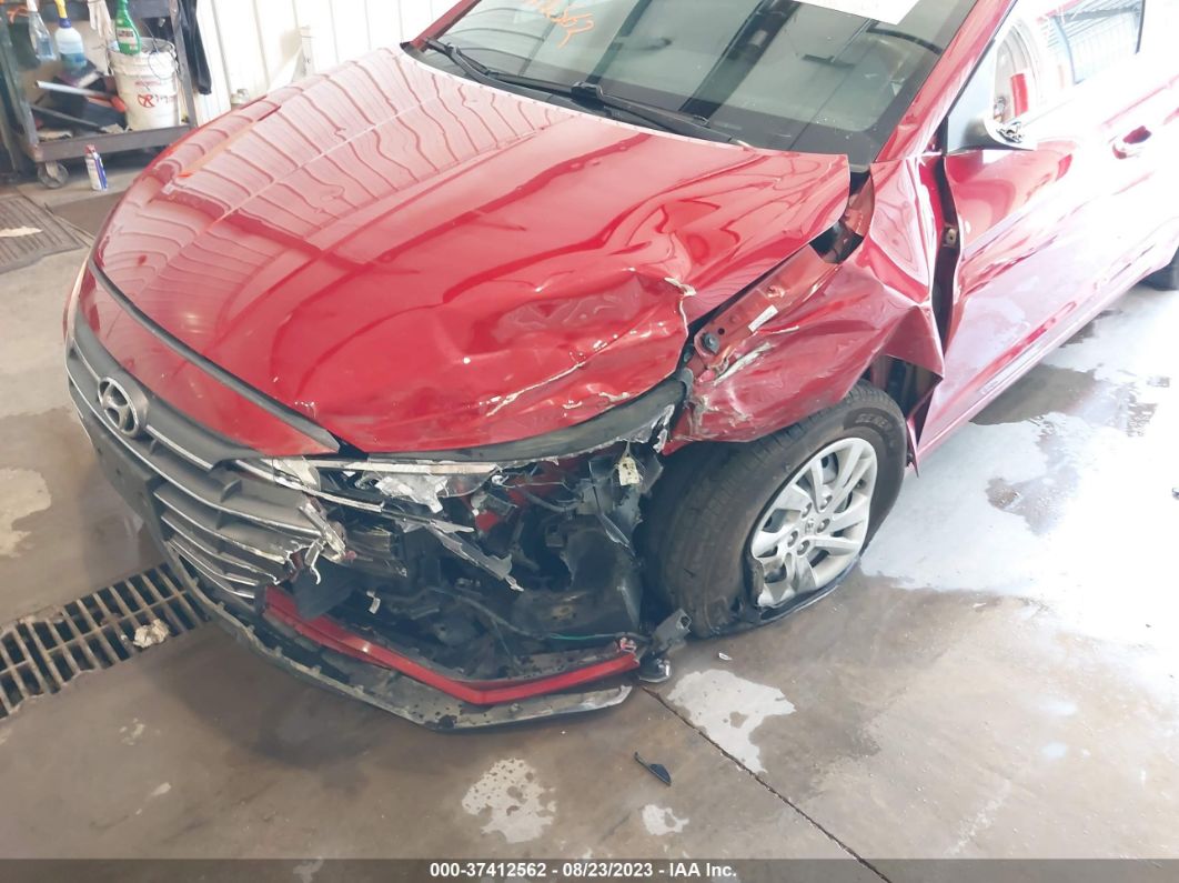 2020 Hyundai Elantra Se Red vin: KMHD74LF7LU947632