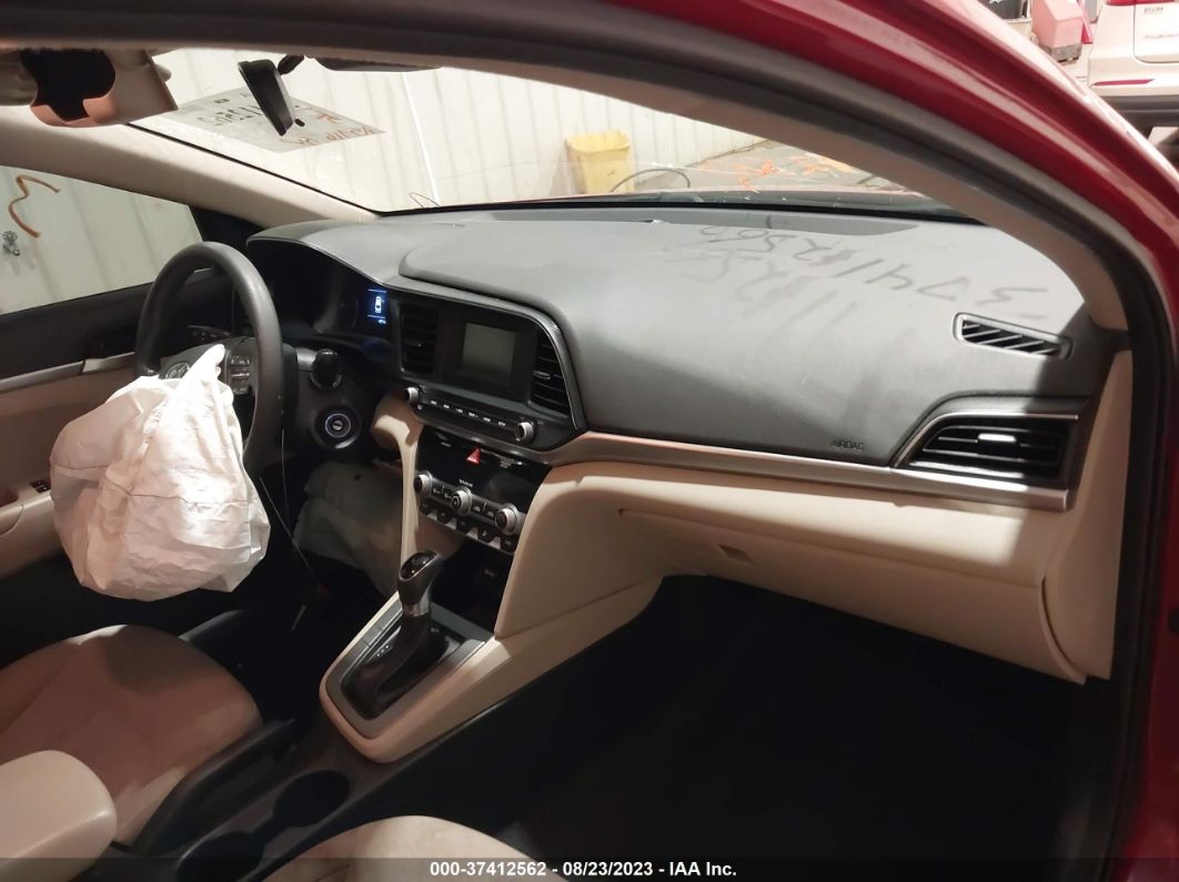 2020 Hyundai Elantra Se Red vin: KMHD74LF7LU947632