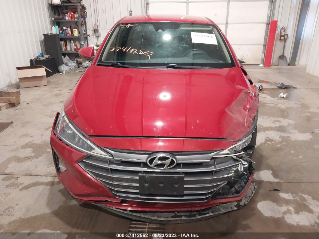 2020 Hyundai Elantra Se Red vin: KMHD74LF7LU947632